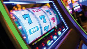Platform uang69 menyediakan berbagai permainan kasino, sportsbook, dan live dealer dengan antarmuka yang user-friendly
